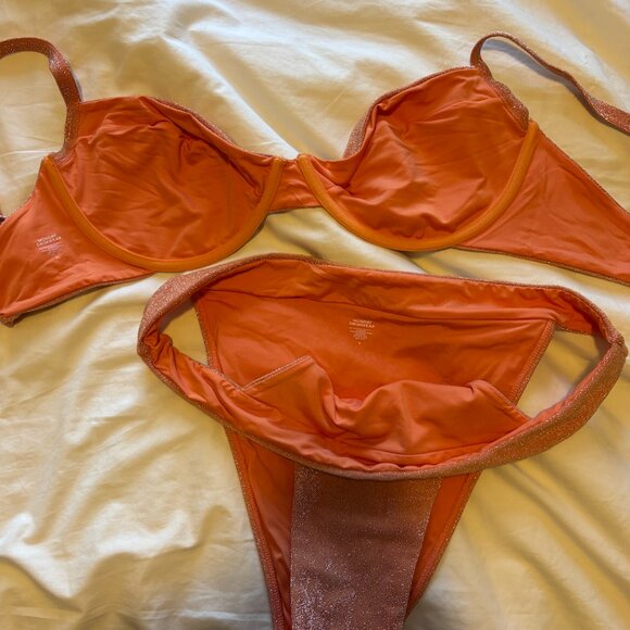 FULL SET - Peach Shimmer Monday Swimwear - Size V/VV - Picture 7 of 10